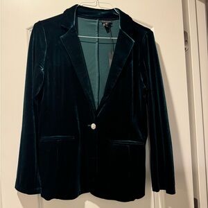 NWT Tahari Green Velvet Blazer with rhinestone button size Large